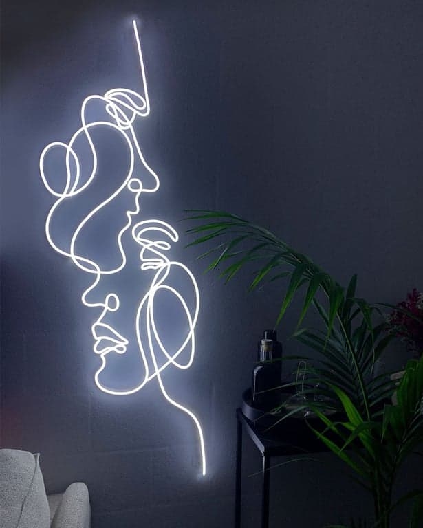 4 Creative Ways to Use LED Neon Signs in Your Salon